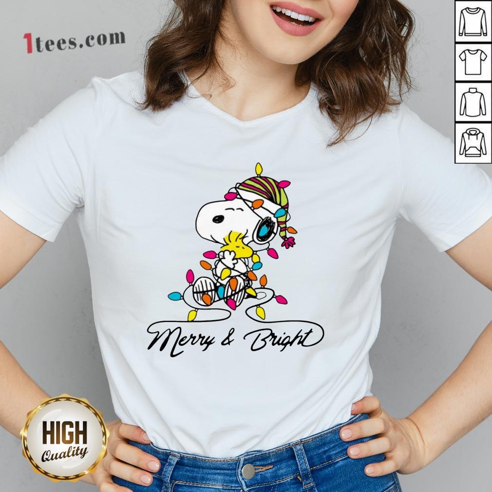 Pretty Snoopy Merry And Bright V-neck Design By T-shirtbear.com