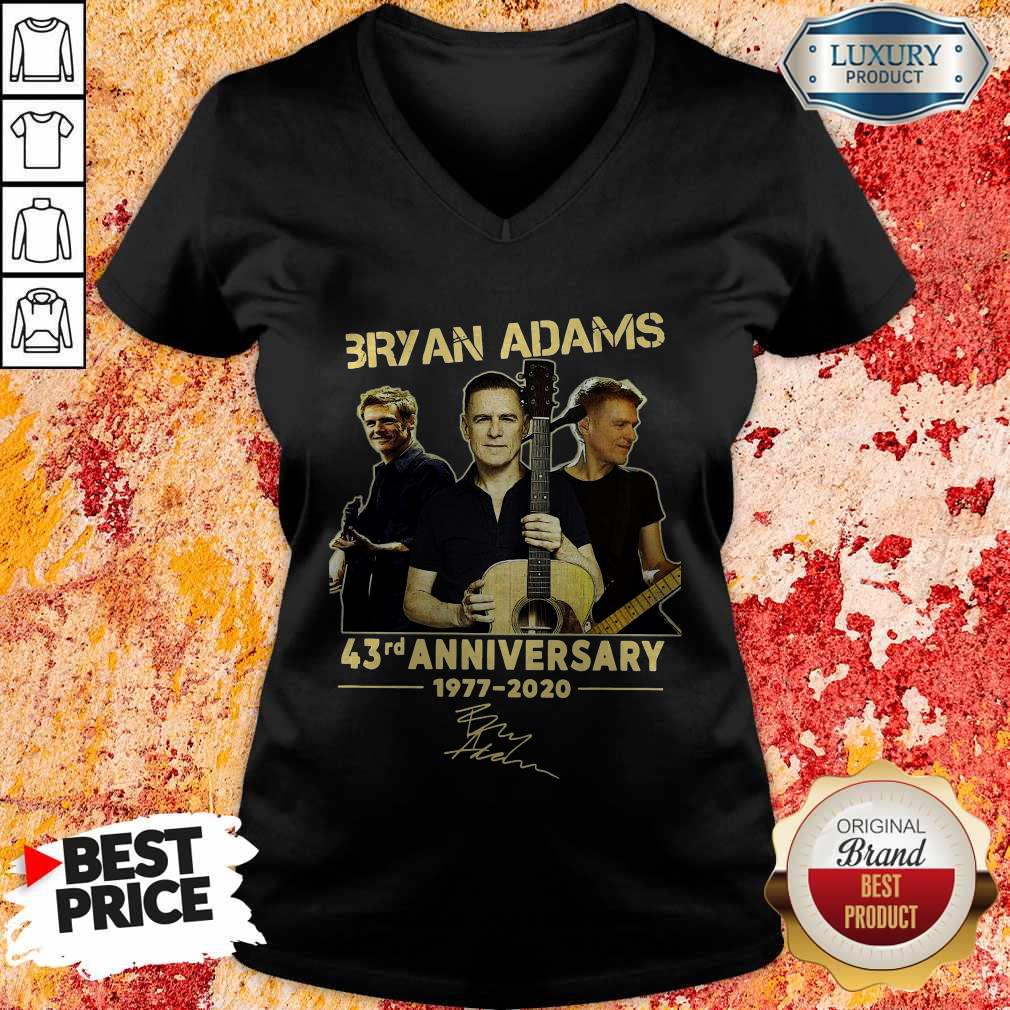 Bryan Adams 43rd Anniversary 1977 2020 Signature V-neck