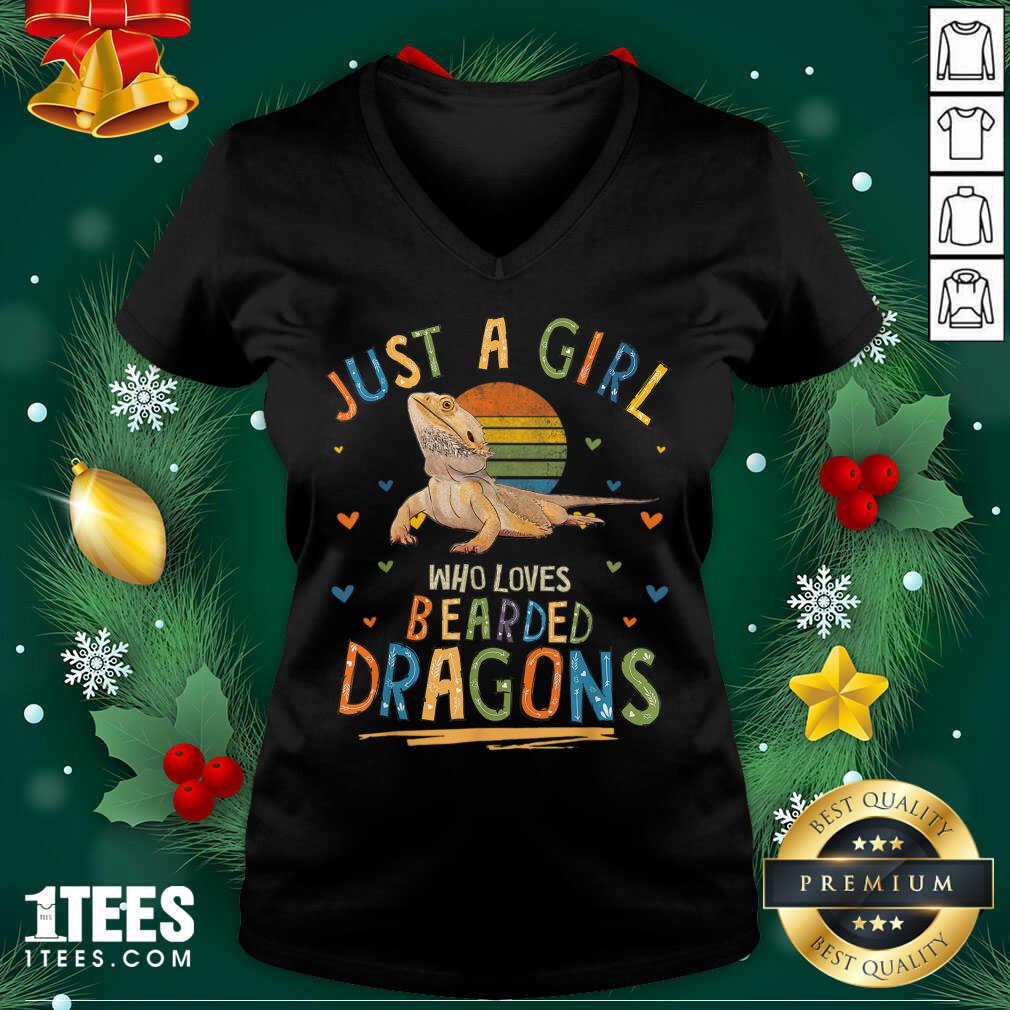 Just A Girl Who Loves Bearded Dragons V-neck- Design By 1tees.com
