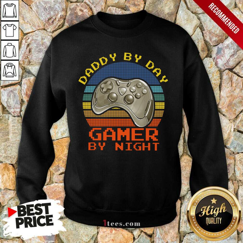 Funny Daddy By Day Gamer By Night Sweatshirt
