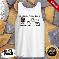Je Suis Une Femme Simple J Aime Le Chien Et Le Cafe Tank Top