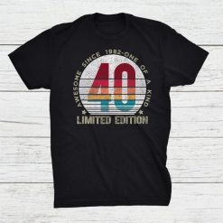 40 Year Old Vintage 1982 Retro 40th Birthday Shirt