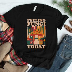 Mushroom Hunting Picking Foraging Morel Hunter Mycologist Shirt
